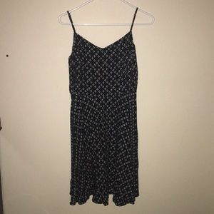 Old Navy patterned dress
